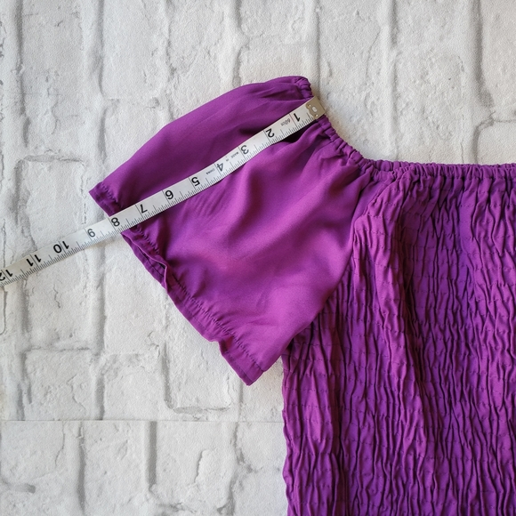 Truth purple off shoulder scrunched top size 1X - Picture 4 of 5